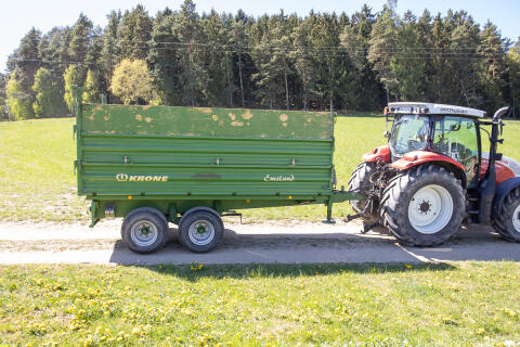 Krone Tandemkipper mit Druckluftbremse