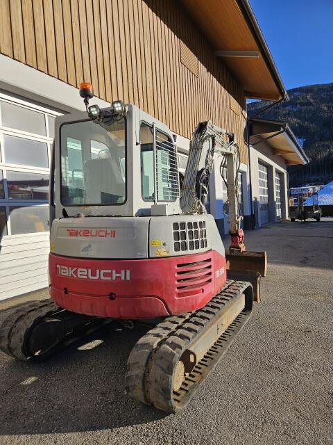 Takeuchi TB 153
