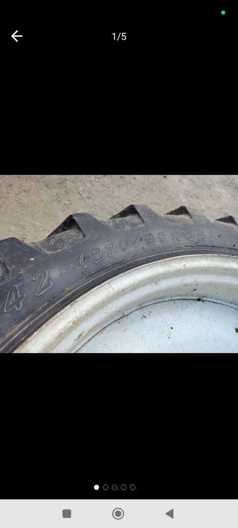 Hackfruchtbereifung 270/95 R42