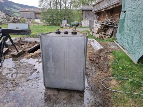 Hoftankstelle Dieseltank