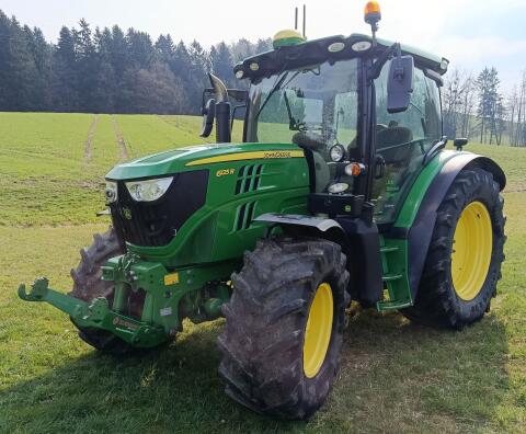 John Deere 6125R