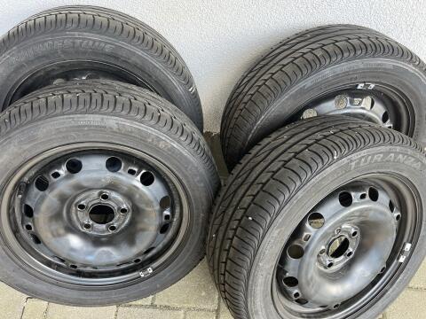 Verkaufe Sommerreifen, passen auf Skoda Fabia.