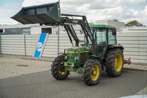 John Deere 2140 4x4 Allrad Frontlader