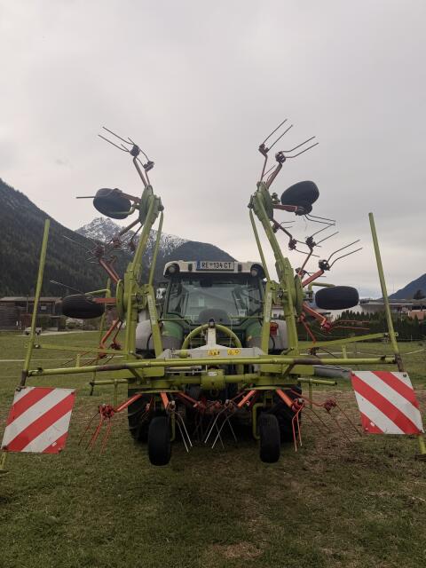 Claas Volto 640 HR