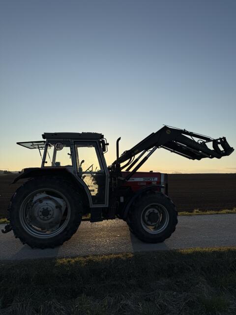 Massey Ferguson 390T