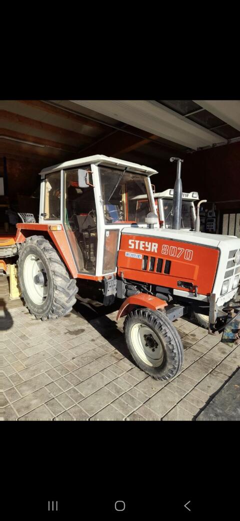 Steyr 8070