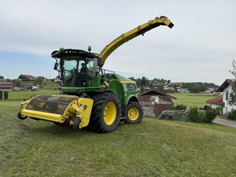 Häckseln, Silage, John Deere, Radlader, Grashäckseln