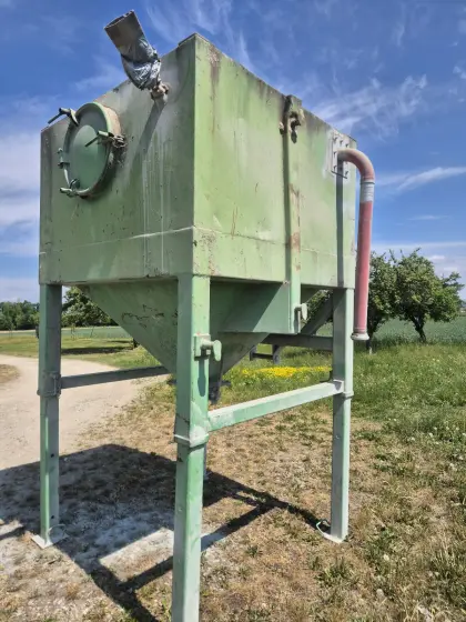 Silo, Behälter