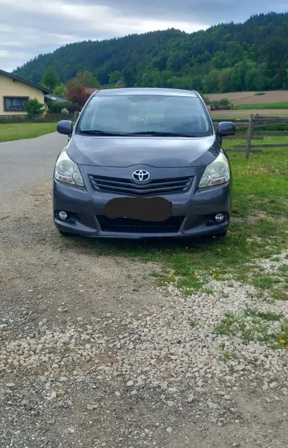 Toyota Verso 2.0 D-4D 125 DPF Kombi/Family Van