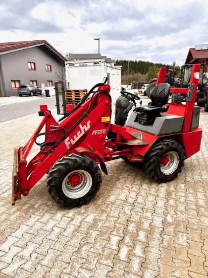 Fuchs Hoflader Radlader, Bj. 2018, 4.500 Bstd., F1100
