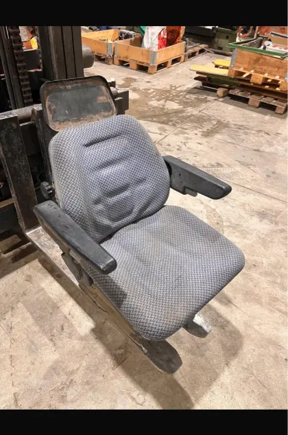 HEMA Luftsitz Fendt Farmer Steyr 311