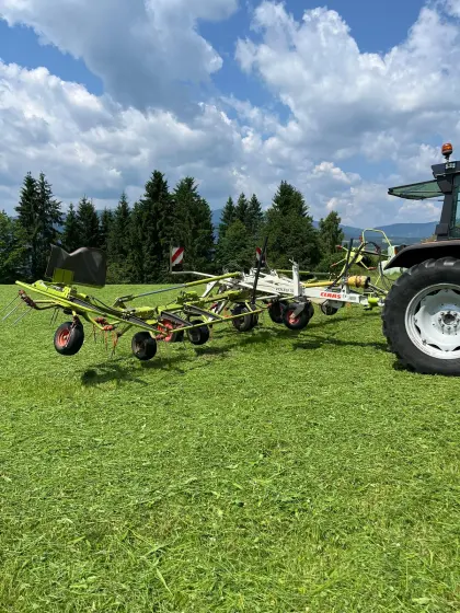 CLAAS VOLTO 900T