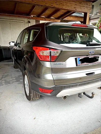 Ford Kuga 2.0 TDCi Titanium AWD SUV, Geländewagen