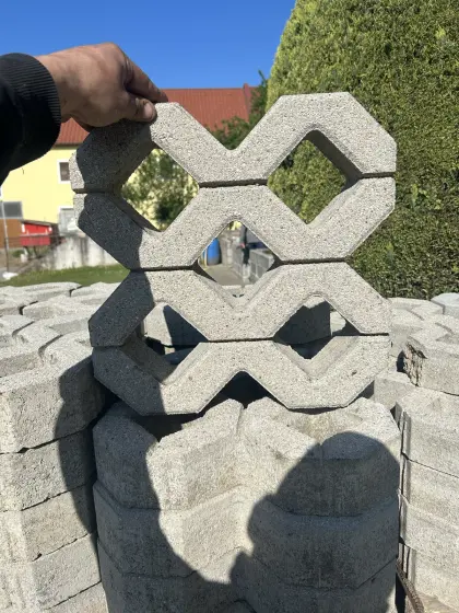 Rasengittersteine 40/40/8 40 m²