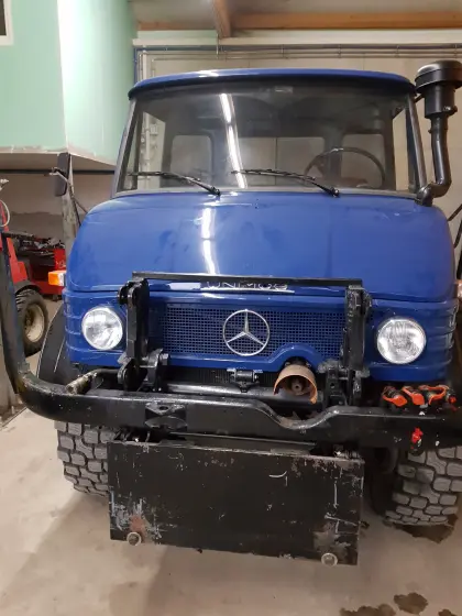 Unimog 406