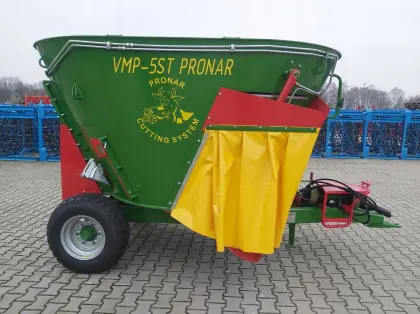 PRONAR VMP-5S Mischwagen