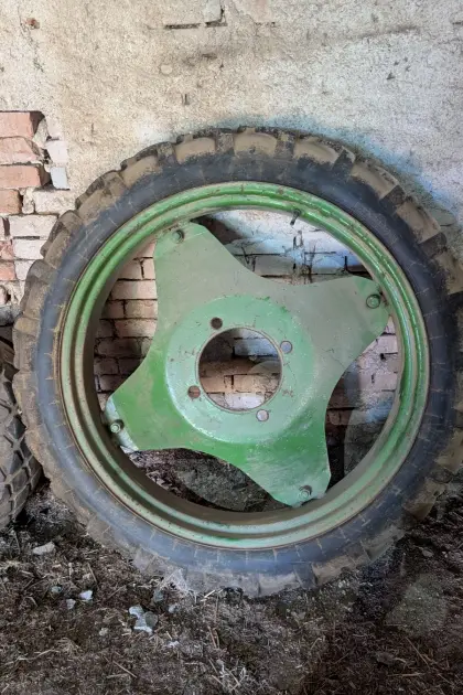 15er Steyr Hinterreifen