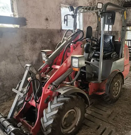 Hoflader Weidemann 1260