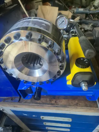 Hydraulikschlauchpresse