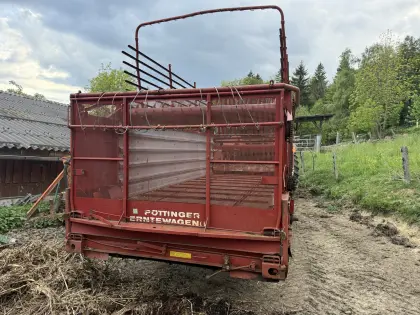Pöttinger Erntewagen 2 Ladewagen