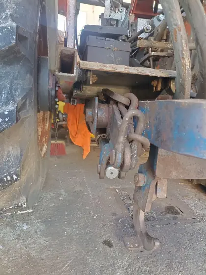 Aufhängung für Mähwerk Steyr 760