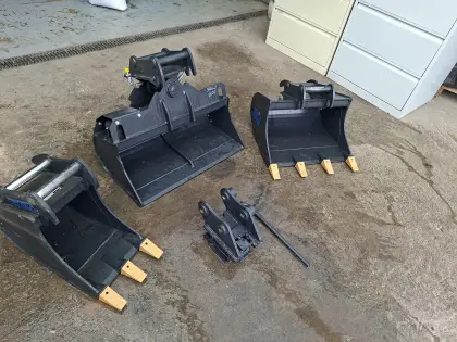 Löffelpaket für 1,5-2 t Bagger, Martin Aufnahme