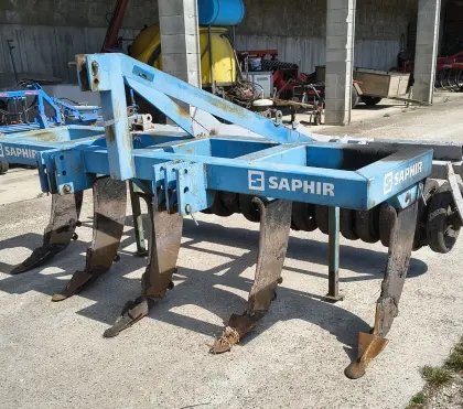 Tiefenlockerer Saphir