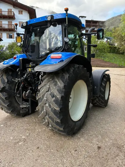 Verkaufe New Holland T6-160 AutoCommand