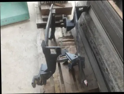 Frontladerkonsole Hydrac für Lindner Geotrac 65