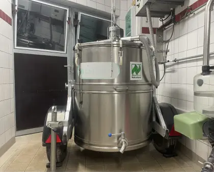 Westfalia Milchtank fahrbar Typ 580 l mit Sumpf