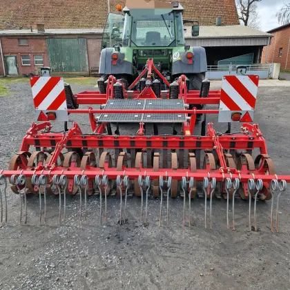 Grubber Horsch Terrano 3 FX, Bj. 2019, Lehner Streuer