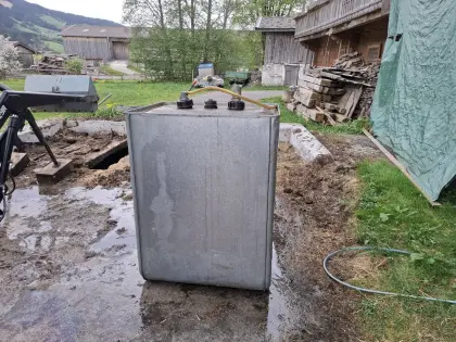 Hoftankstelle Dieseltank