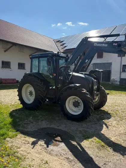 Valtra A93