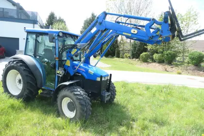 New Holland TN75D