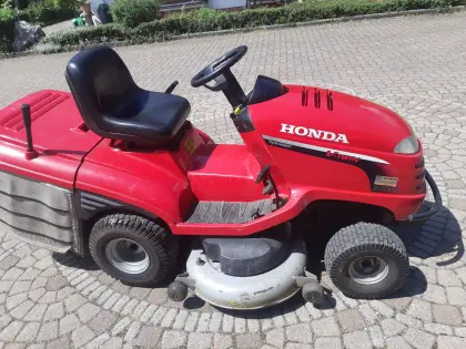 Honda Aufsitzmäher HF 2620