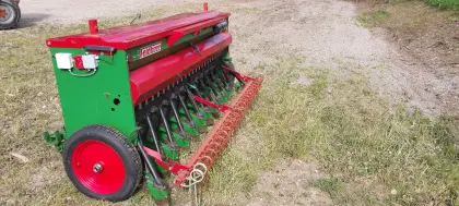 Sämaschine 3 m, Flügelschargrubber 3 m