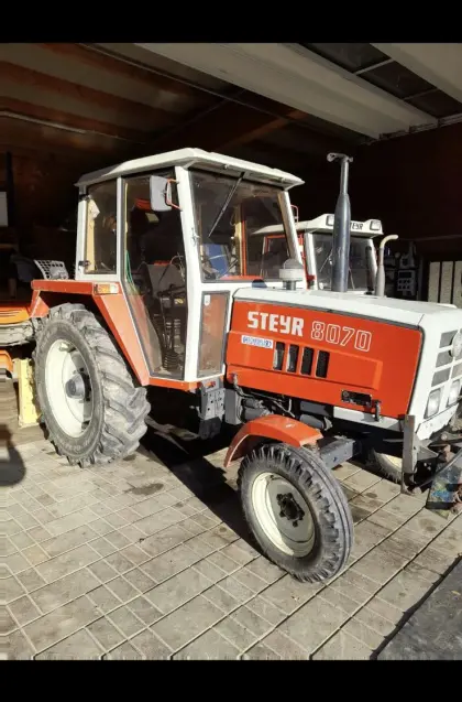 Steyr 8070