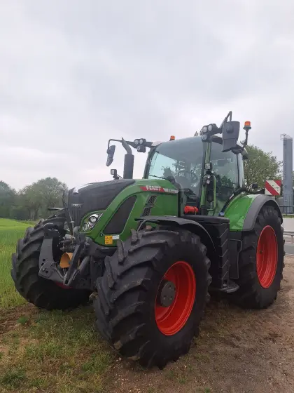 Fendt 718 Gen6 3.700 Bstd. Schlepper, Trecker, Traktor