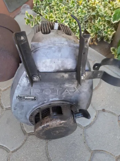 Rotax Benzinmotor mit 247 ccm für Teile zum Schlachten, Rotax