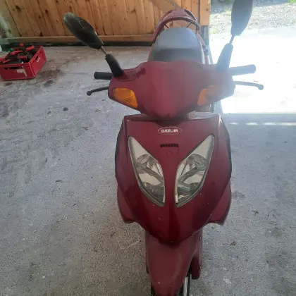 Verkaufe Daelim Roller, Bj. 1999, SG125F