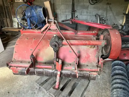 Taarup Schlegel-Mulcher mit Walze SKT 1.500