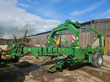 McHale 998 Ballenwickler