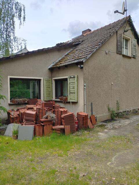 Haus mit großer Scheune, Garage, großem Garten zu verkaufen