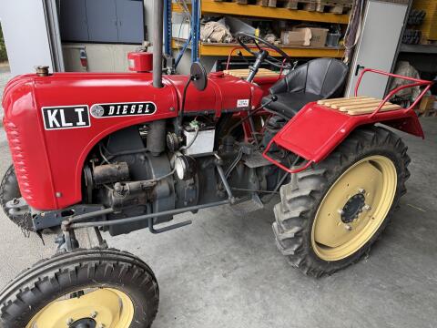 Steyr T84
