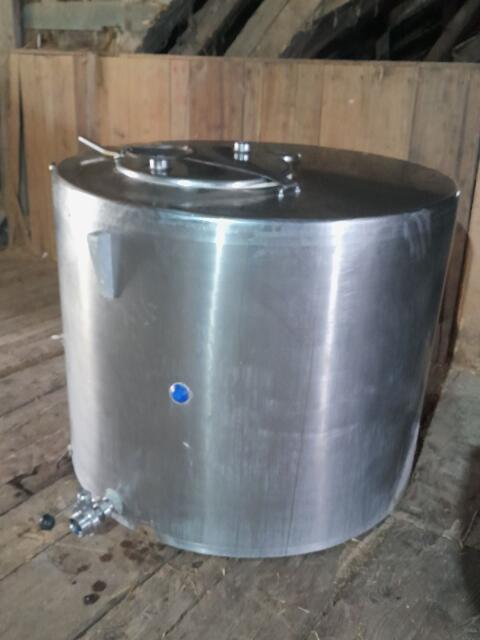 Milchtank 700 l inkl. Kühlung