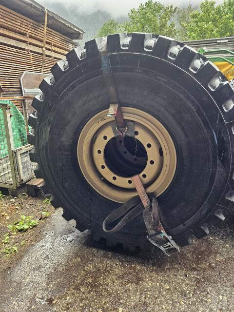 LKW-Offroadreifen