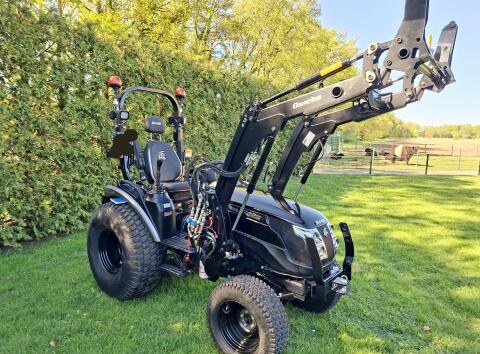 Solis 26 HST M5 4WD, Quicke Frontlader C12S, Lomar Mulcher