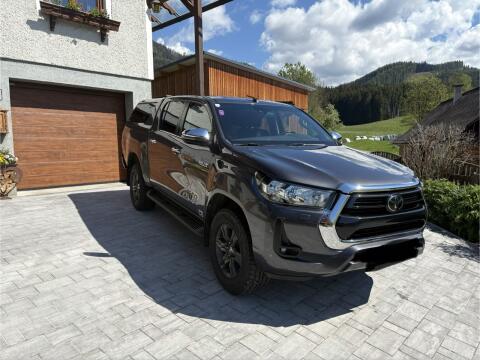 Toyota Hilux Active