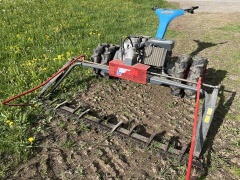 Brielmaier 13 PS Bj. 2004 mit 2 m Mähwerk