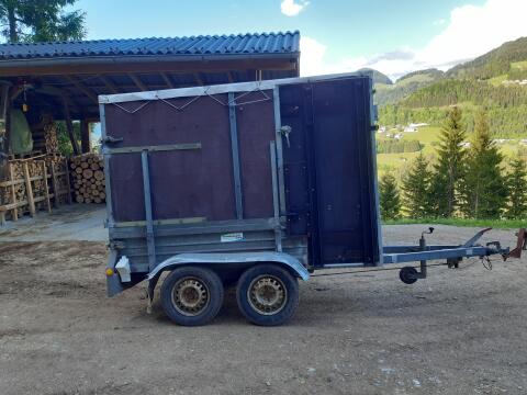 Pongratz Viehanhänger EPA 250 12T